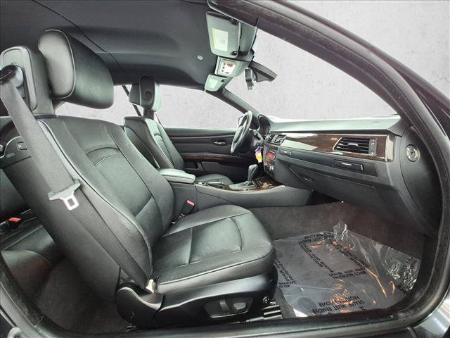Used 2013 BMW 335i Convertible RWD image 22