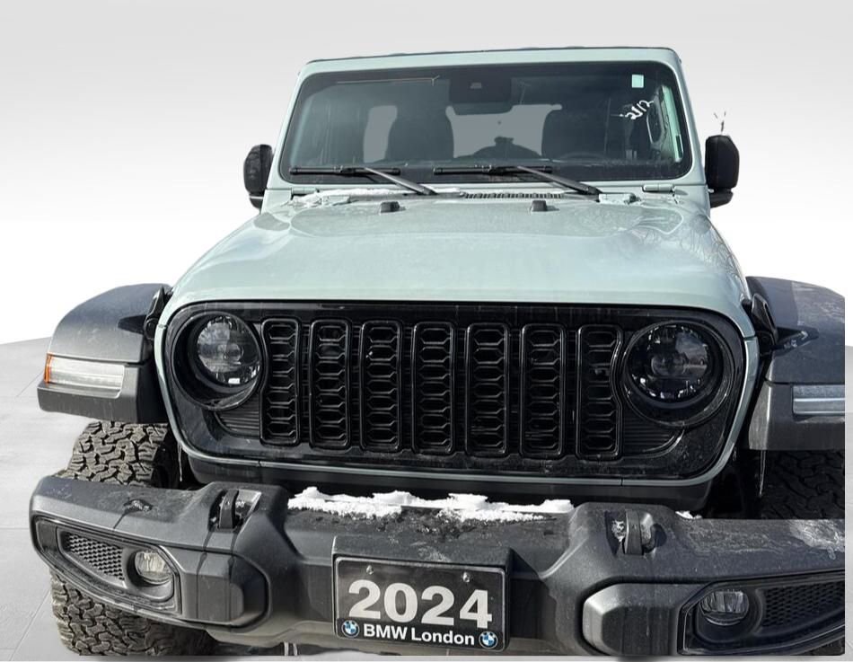 Used 2024 Jeep Wrangler Willys image 3