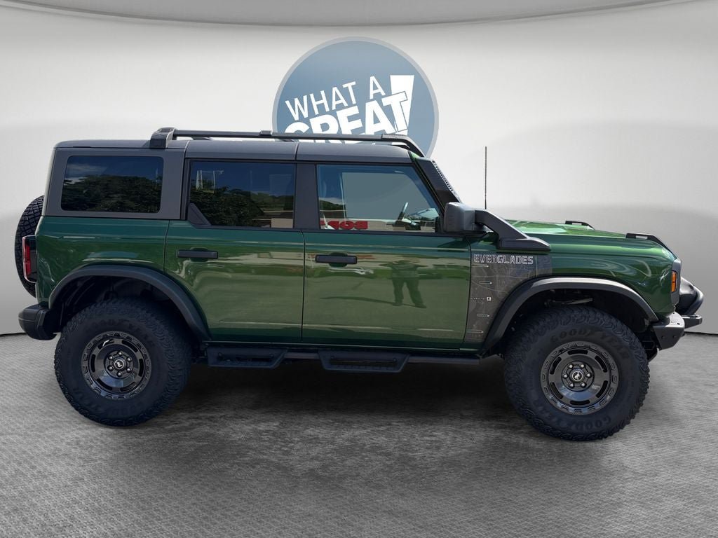 Used 2024 Ford Bronco Everglades AWD/4WD image 2