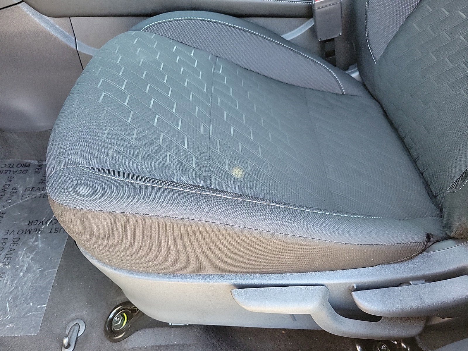 New 2024 Nissan Kicks SV w/ Interior Electronics Package image 13