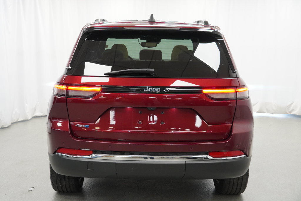 Used 2022 Jeep Grand Cherokee Limited 4xe AWD/4WD image 18
