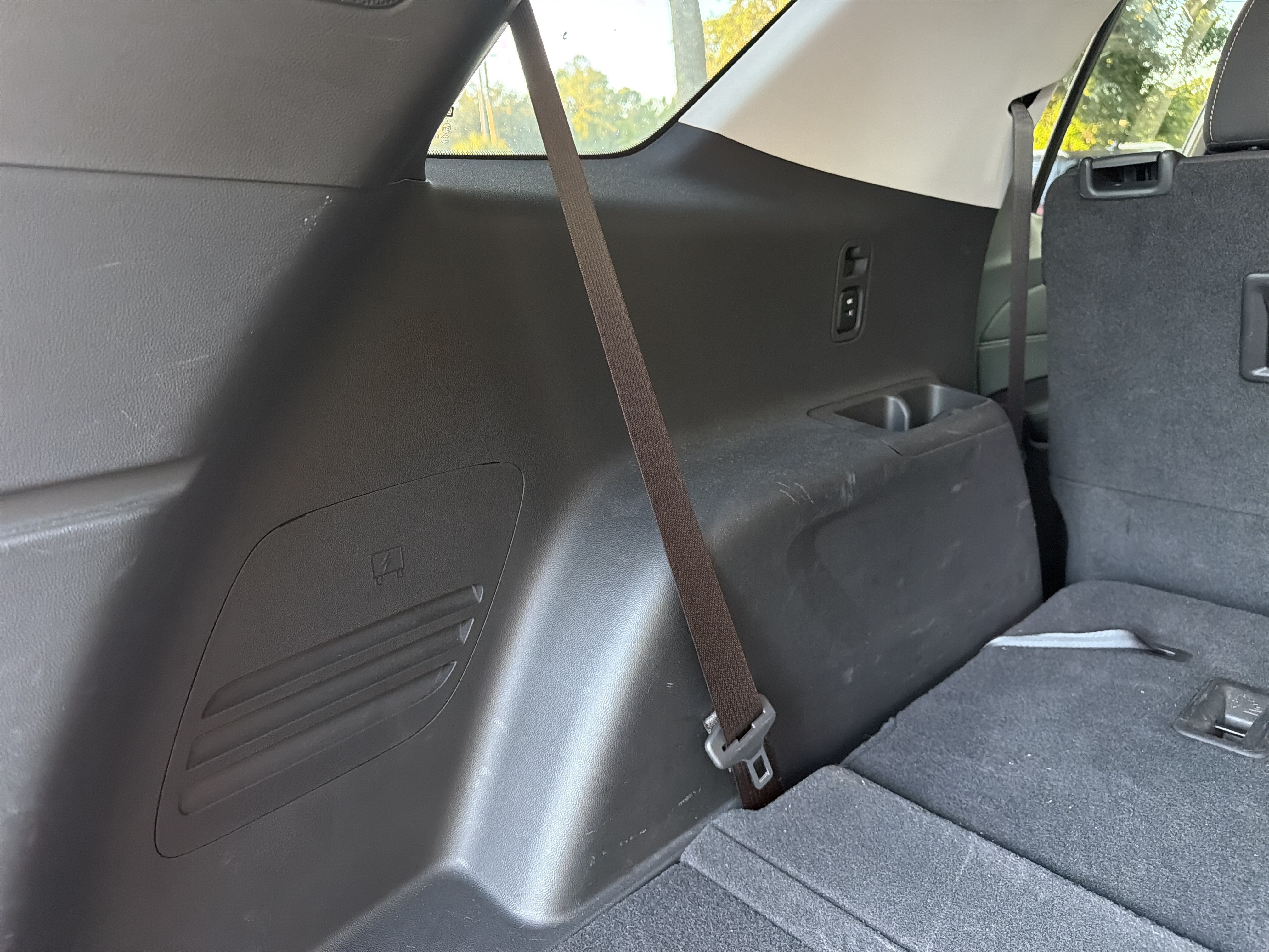 Used 2021 Chevrolet Traverse LS FWD image 46