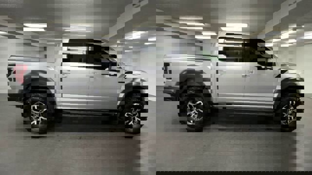 Used 2018 Ford F150 Raptor w/ Equipment Group 802A Luxury image 9