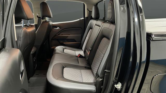 Used 2021 Chevrolet Colorado Z71 AWD/4WD image 22