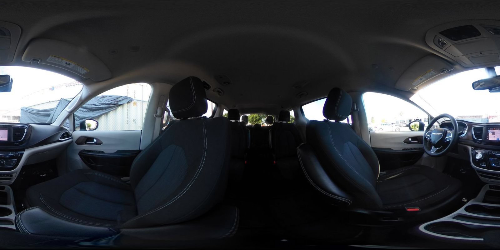 Used 2024 Chrysler Voyager LX FWD image 44