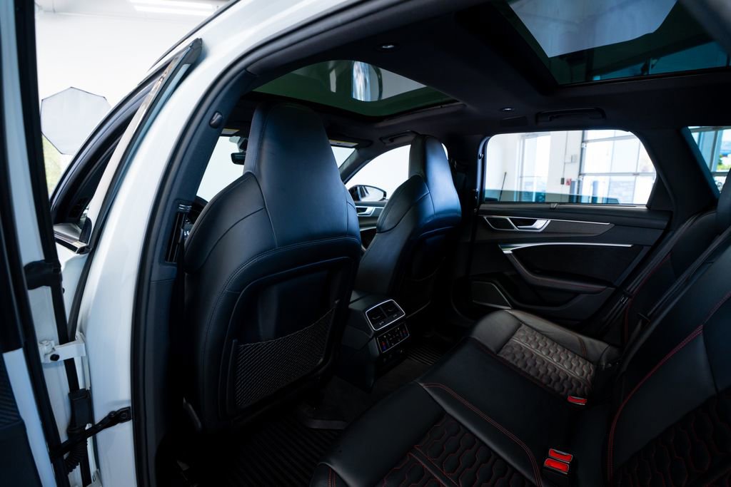 Used 2021 Audi RS 6 w/ Carbon Optic Package image 53