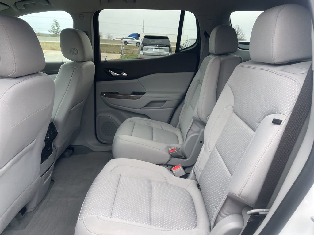 Certified 2023 GMC Acadia SLE w/ Driver Convenience Package image 17