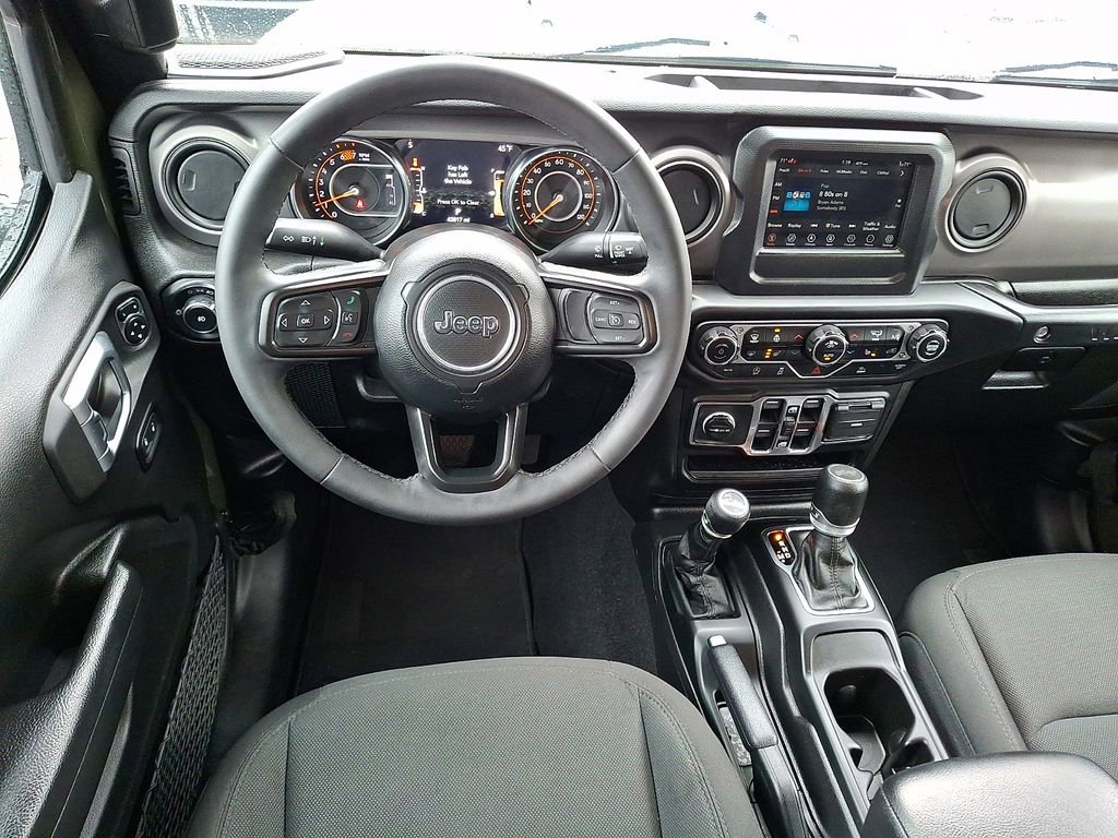 Used 2023 Jeep Wrangler Unlimited Sport AWD/4WD image 2