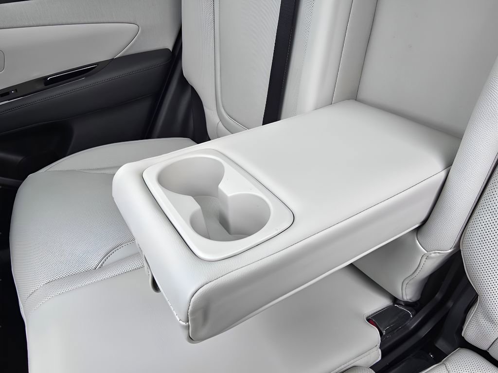 New 2026 Hyundai Tucson Limited image 28