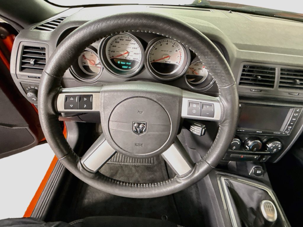 Used 2009 Dodge Challenger SRT8 w/ SRT Option Group II RWD image 19
