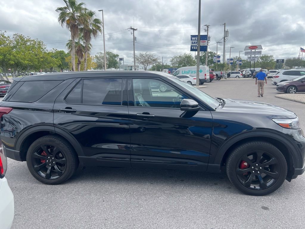 Used 2021 Ford Explorer ST w/ ST Street Pack AWD/4WD image 6