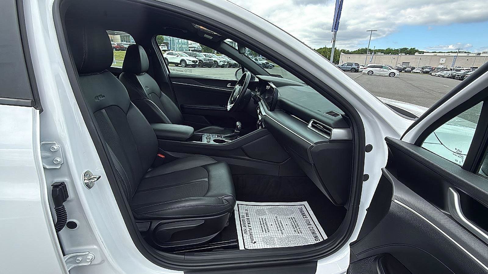 Used 2024 Kia K5 GT-Line w/ GT-Line Premium Package FWD image 16
