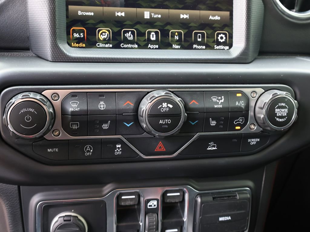 Used 2020 Jeep Gladiator Overland image 27