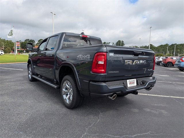 New 2026 RAM 1500 4x4 Crew Cab image 5