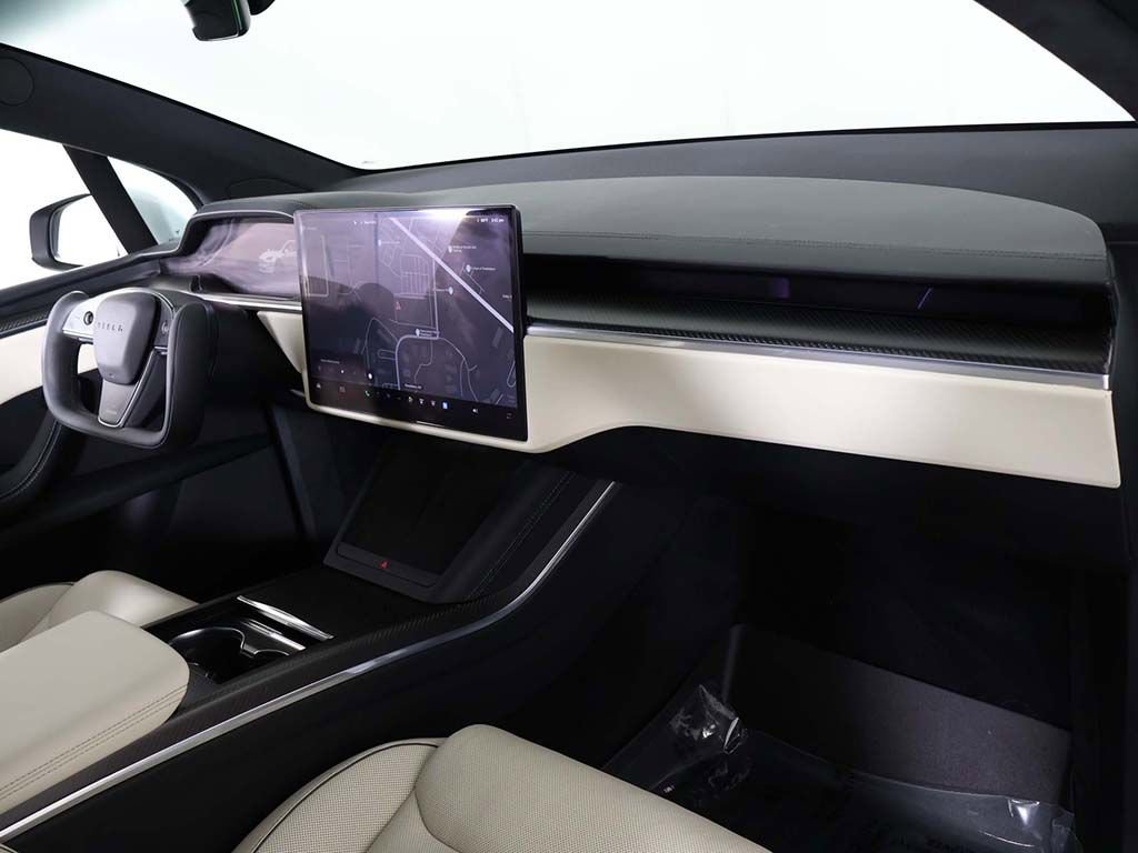 Used 2022 Tesla Model X Plaid image 28