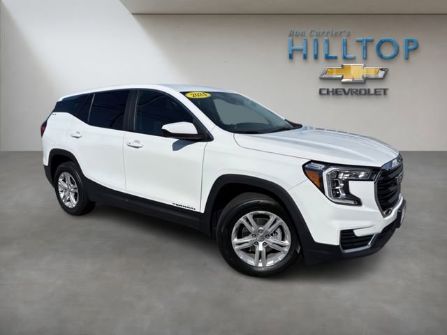 Used 2024 GMC Terrain SLE image 2