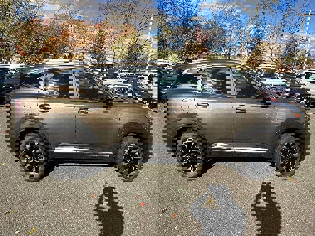 New 2026 Nissan Kicks SV w/ SV Premium Package image 4