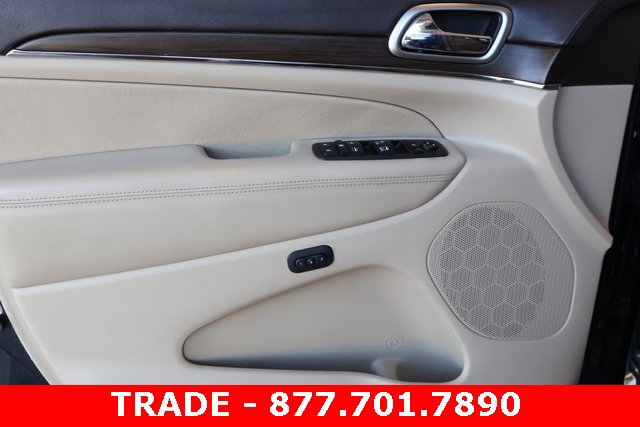 Used 2016 Jeep Grand Cherokee Overland image 10