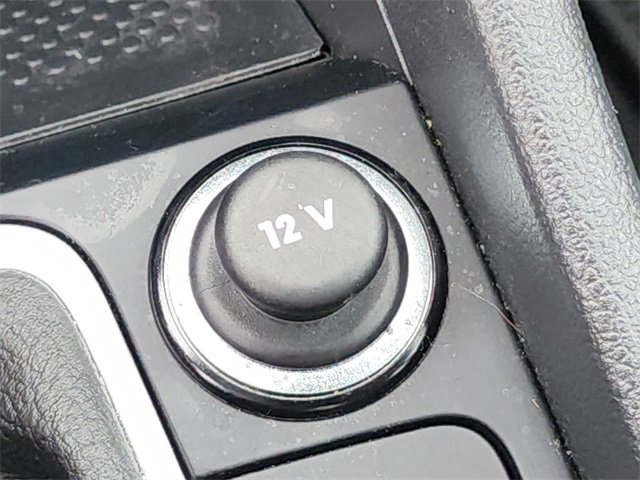 Used 2024 Volkswagen Jetta Sport image 11