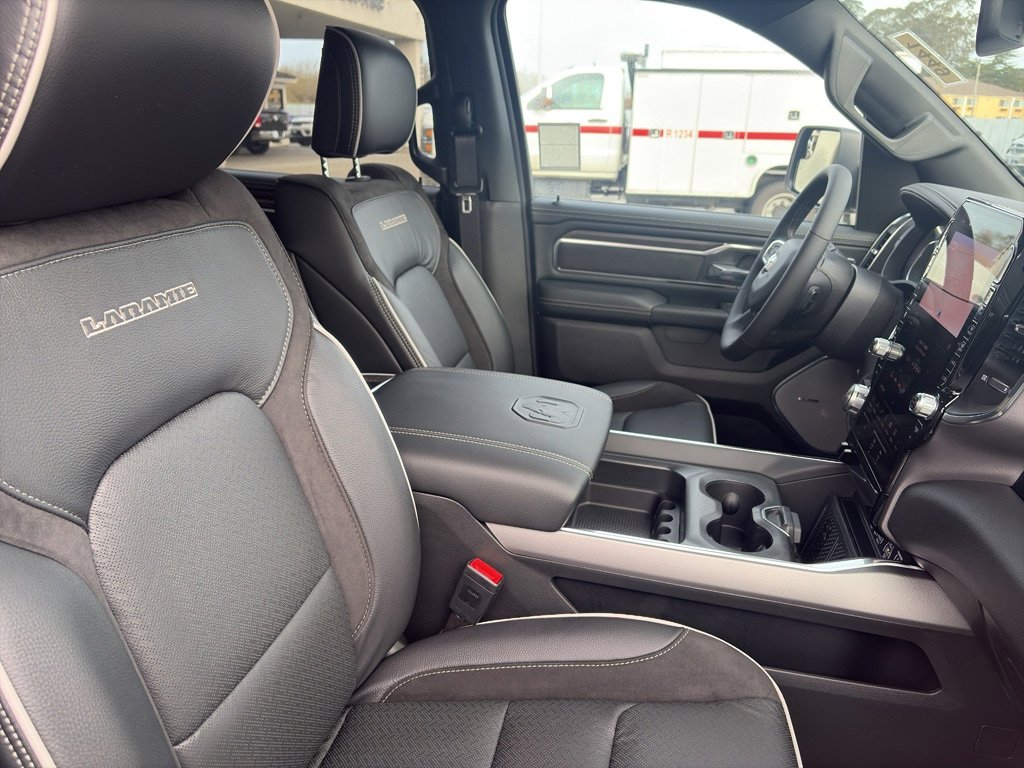 New 2026 RAM 1500 Laramie w/ Advanced Safety Group II AWD/4WD image 30