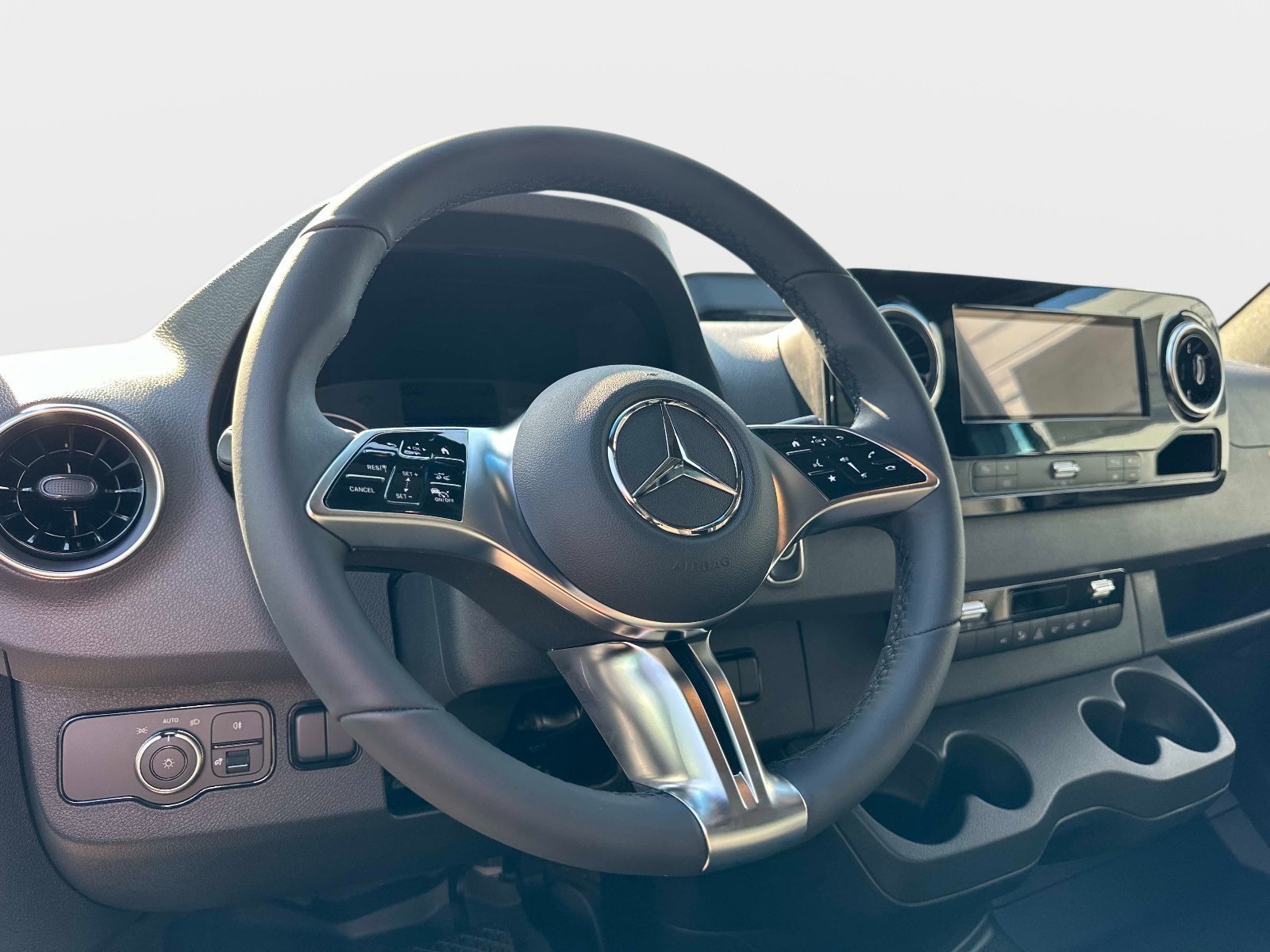 New 2026 Mercedes-Benz Sprinter 2500 image 17