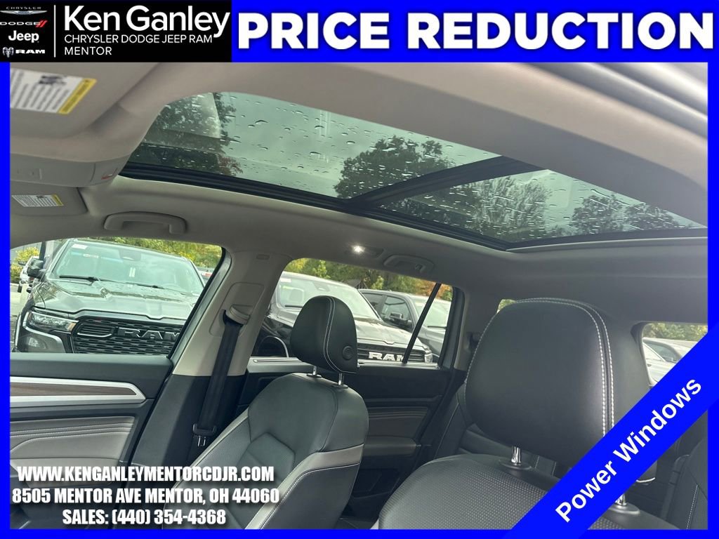 Used 2021 Volkswagen Atlas SEL Premium image 19