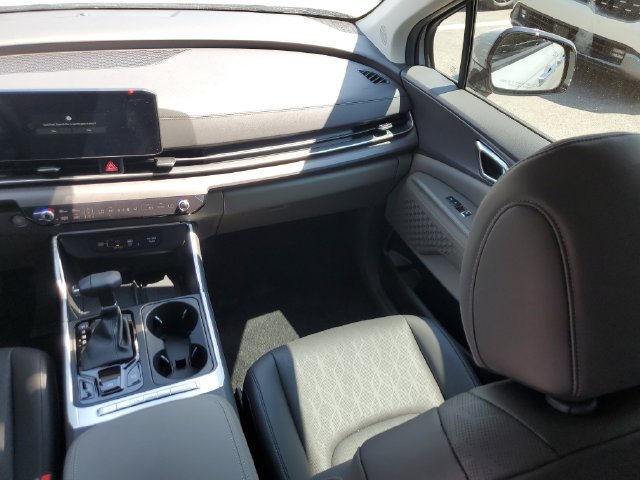 New 2026 Kia Carnival EX FWD image 9
