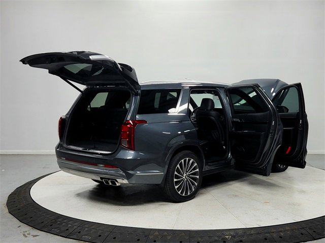 Used 2025 Hyundai Palisade Calligraphy image 15