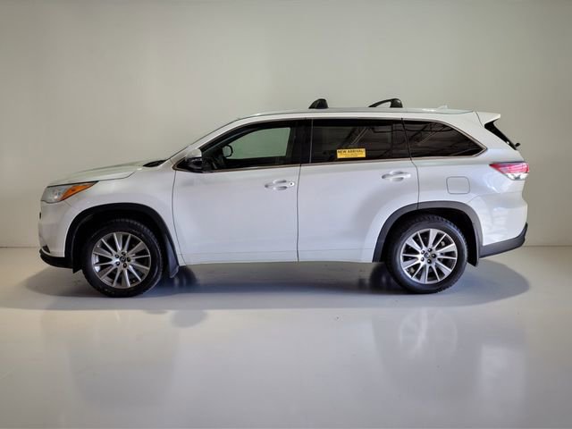 Used 2016 Toyota Highlander XLE image 14