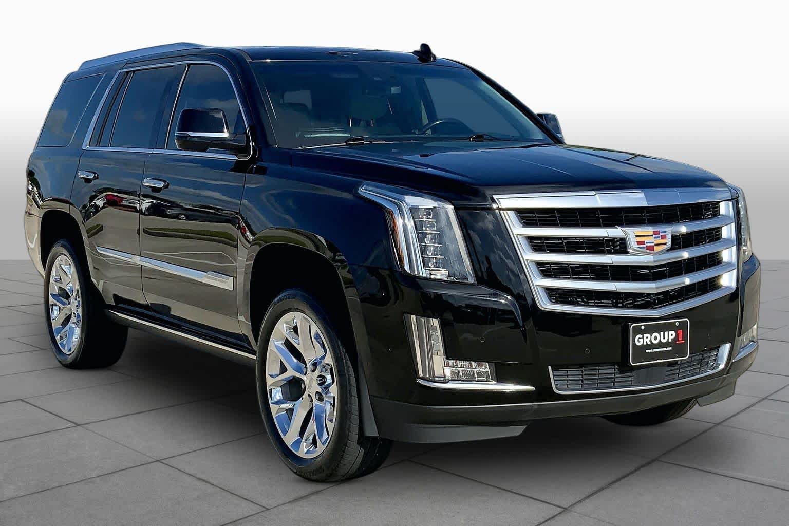 Certified 2019 Cadillac Escalade Premium Luxury RWD image 3