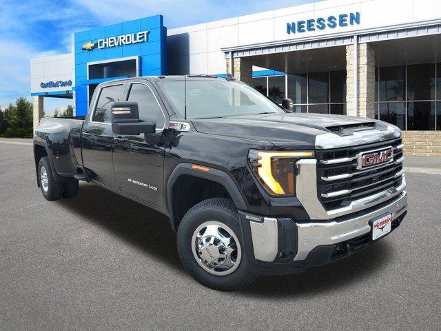 New 2026 GMC Sierra 3500 SLE w/ Preferred Package image 1