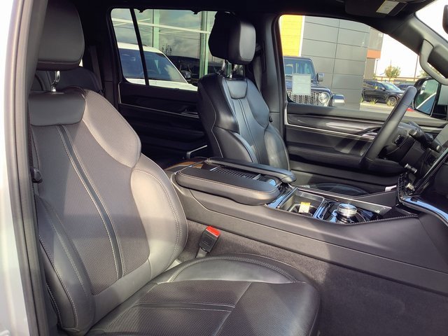 Used 2022 Jeep Wagoneer Series I w/ Convenience Group I image 36