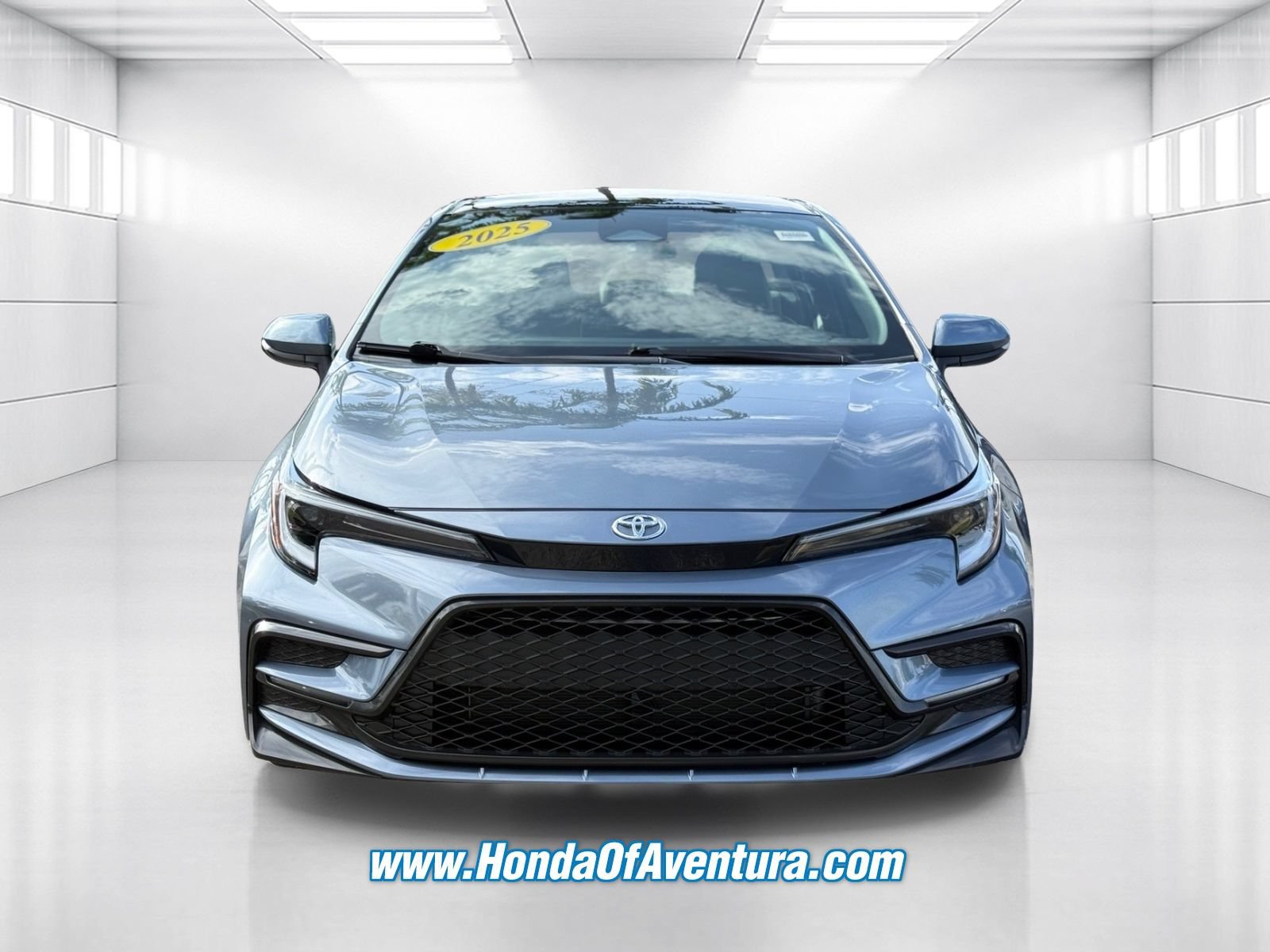 Used 2025 Toyota Corolla SE FWD video 2