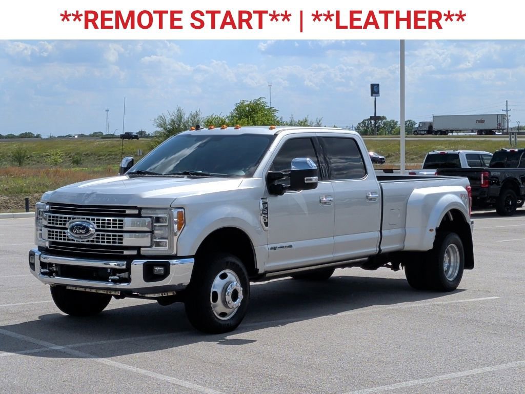 Used 2019 Ford F350 Platinum w/ Platinum Ultimate Package image 3