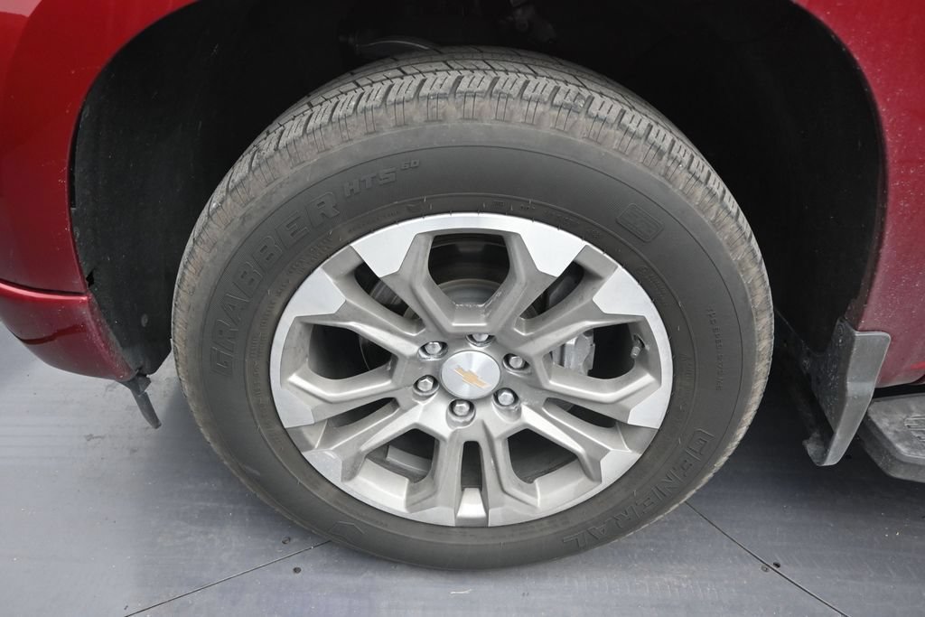 Used 2024 Chevrolet Silverado 1500 High Country RWD image 9