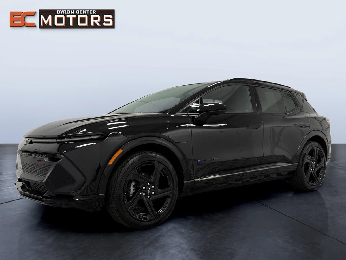 Used 2025 Chevrolet Equinox EV RS FWD image 2