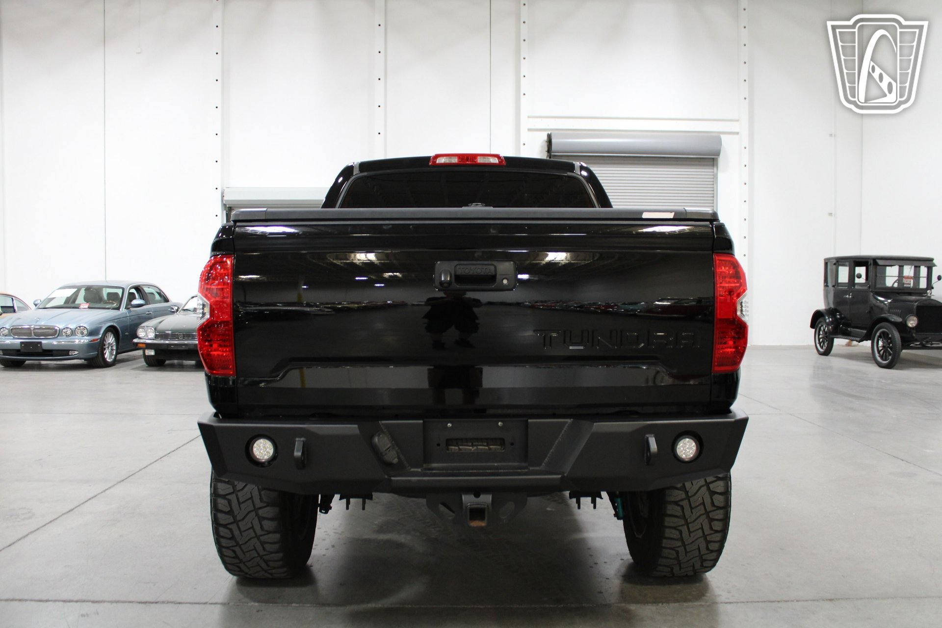 Used 2014 Toyota Tundra SR5 w/ TRD Off Road Package AWD/4WD image 17