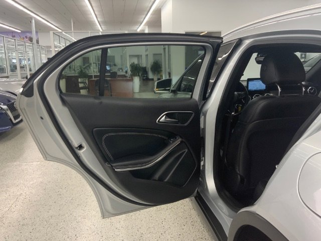 Used 2019 Mercedes-Benz GLA 250 image 30