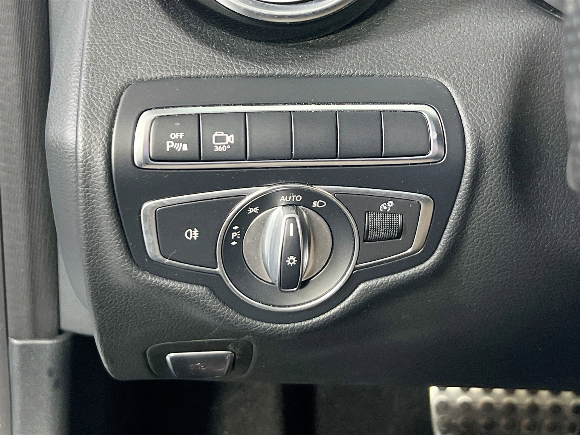 Used 2017 Mercedes-Benz C 300 4MATIC Cabriolet image 10