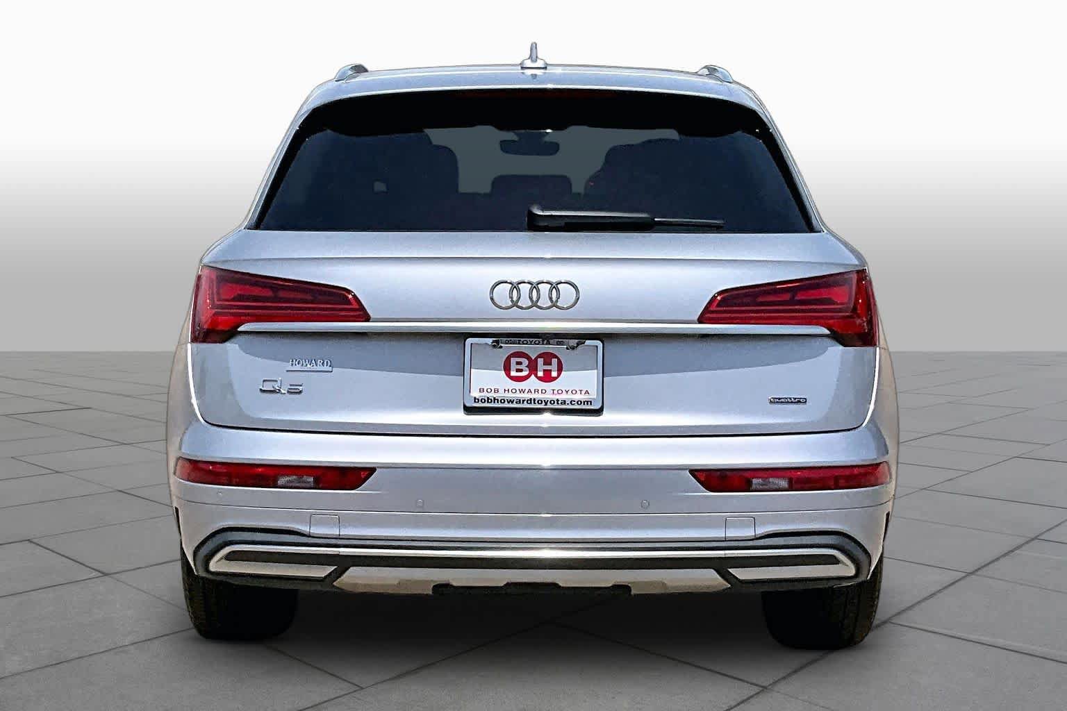 Used 2022 Audi Q5 2.0T Premium Plus w/ Premium Plus Package AWD/4WD image 5