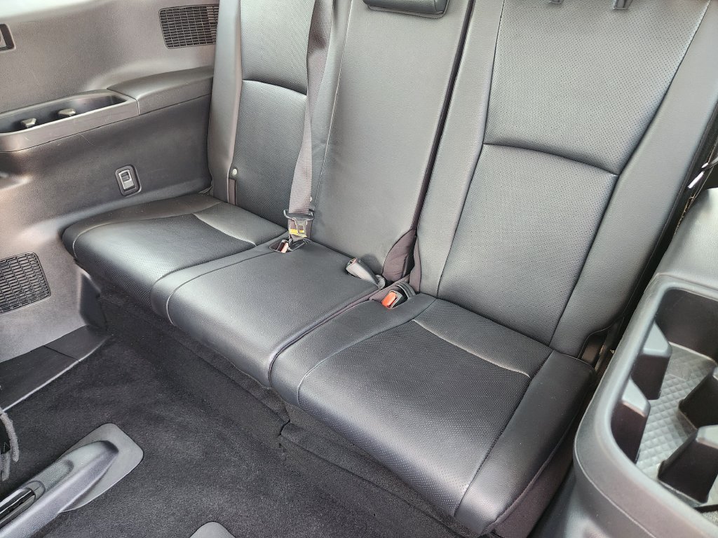 Used 2025 Toyota Grand Highlander FWD image 33