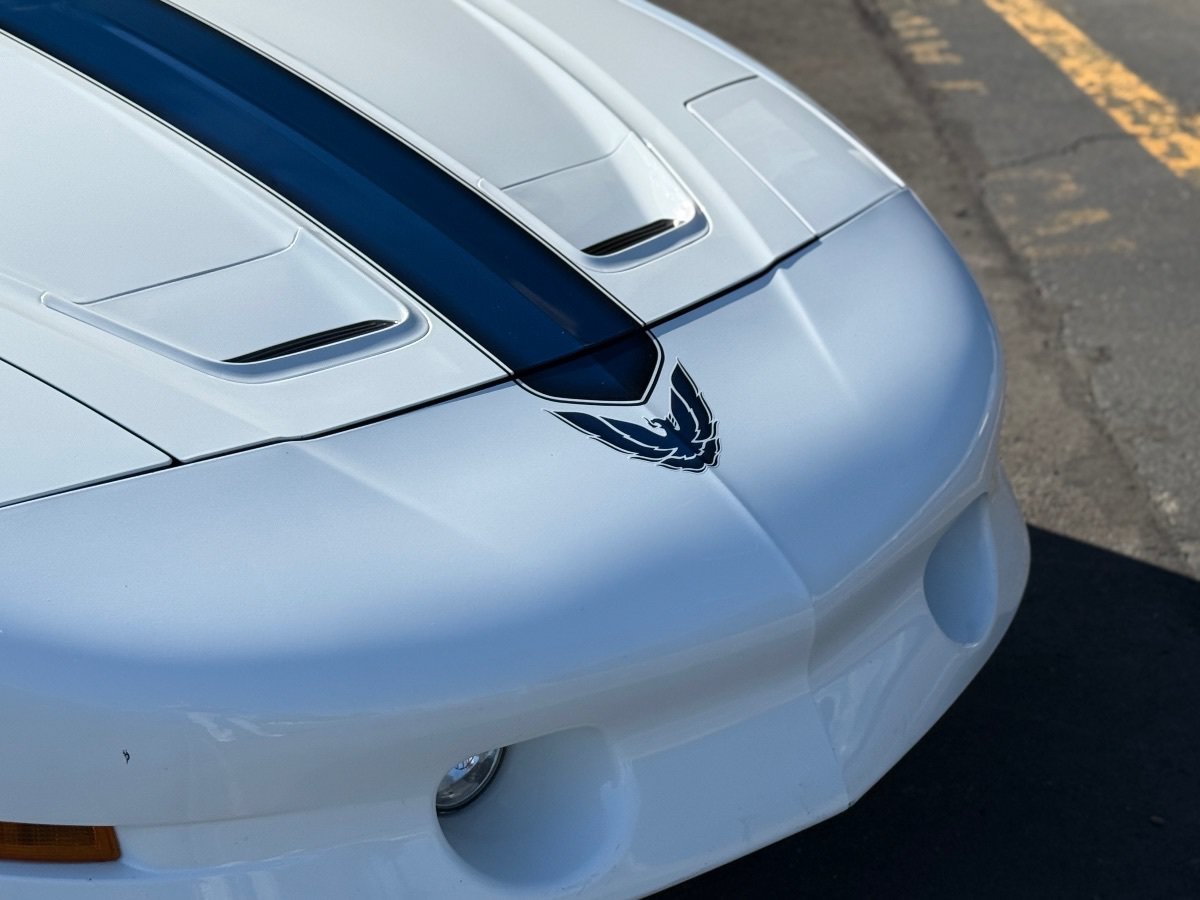 Used 1994 Pontiac Firebird Trans Am GT RWD image 9