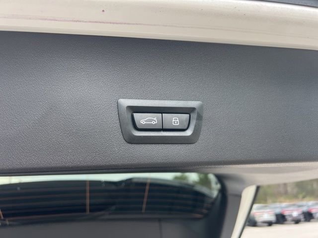 Used 2025 BMW X3 xDrive30i w/ Convenience Package image 27