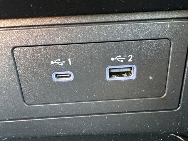 Used 2023 Nissan Armada Platinum w/ Captain's Chairs Package image 41