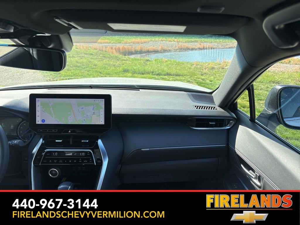 Used 2024 Toyota Venza Nightshade AWD/4WD image 35