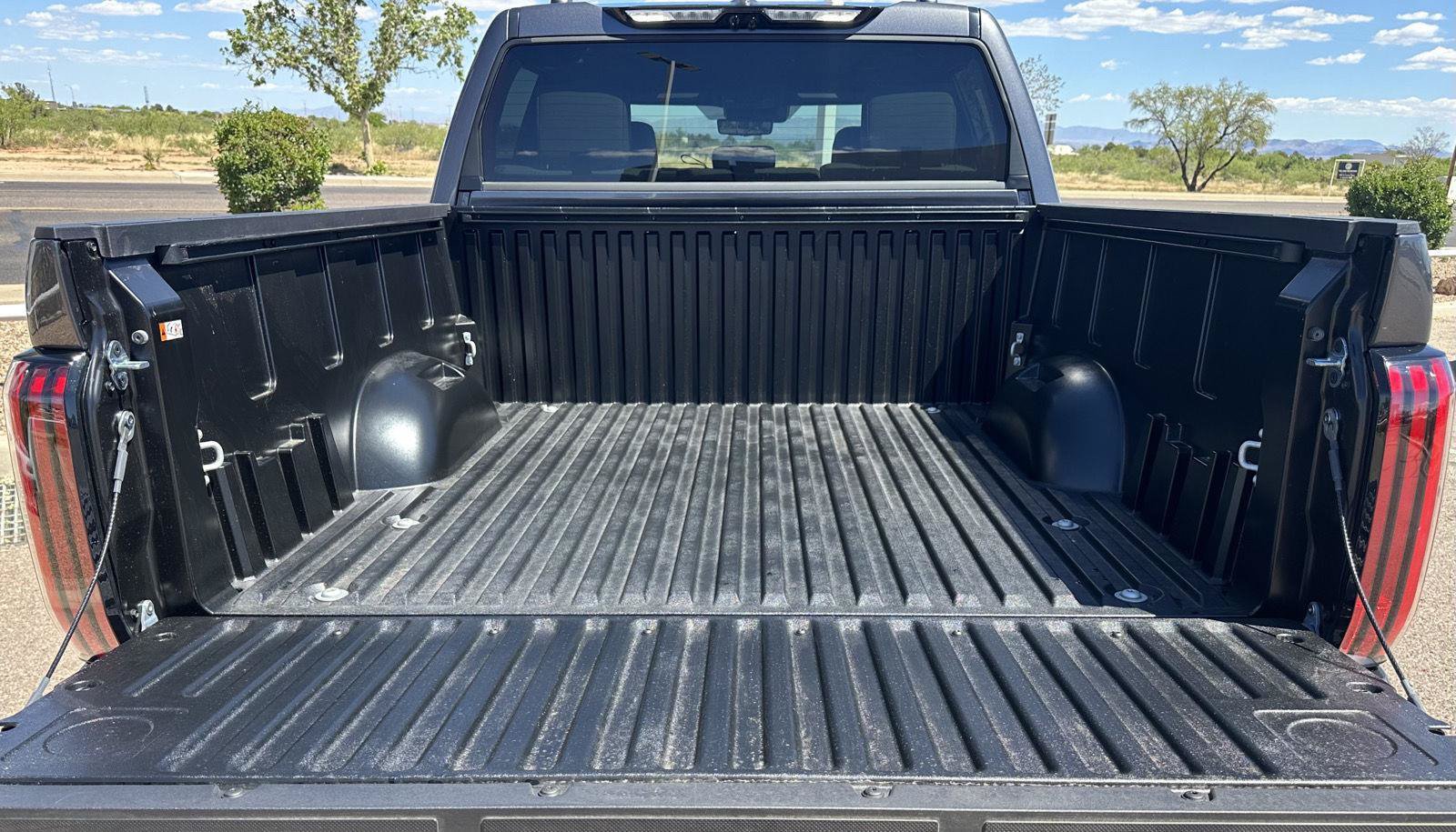 New 2026 Toyota Tundra Limited AWD/4WD image 5