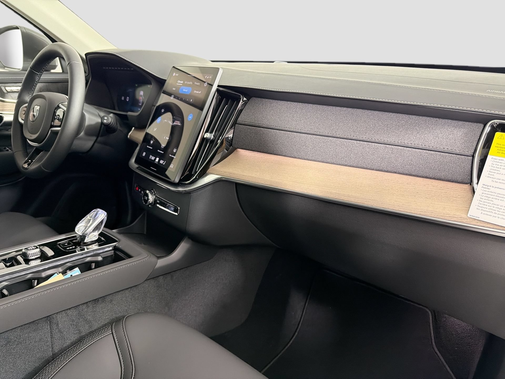 New 2026 Volvo XC90 B6 Core w/ Protection Package Premier AWD/4WD image 31
