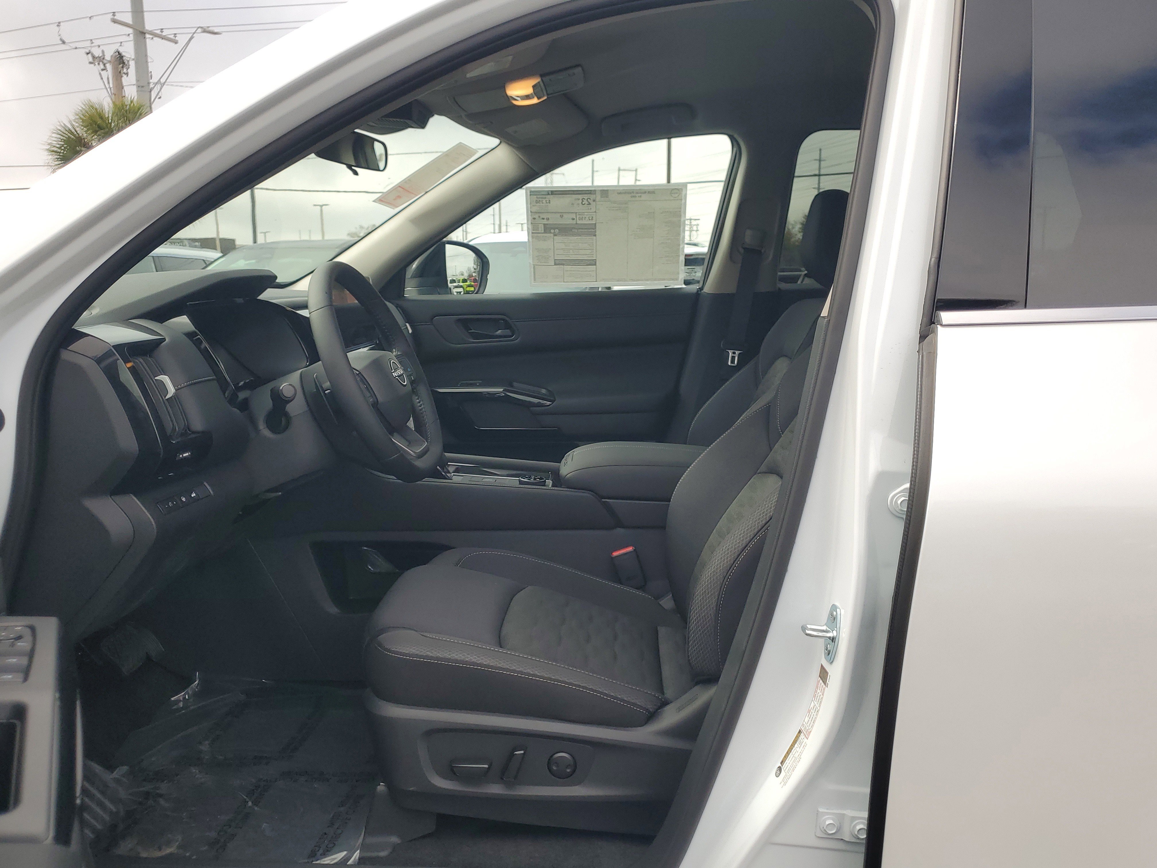 New 2026 Nissan Pathfinder SV image 12