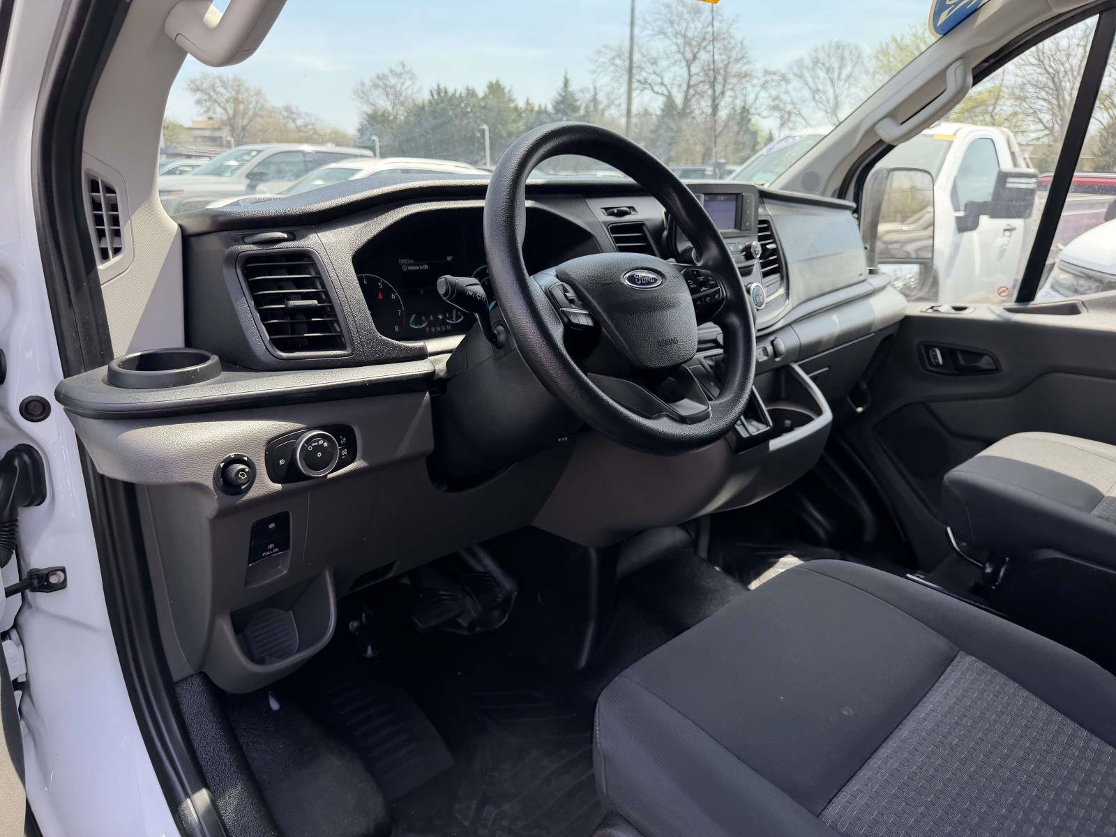 Used 2024 Ford Transit 250 Low Roof w/ Exterior Upgrade Package RWD image 14