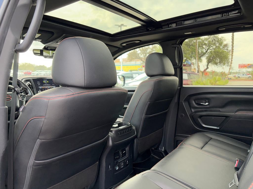 Used 2024 Nissan Titan PRO-4X w/ Pro-4x Convenience Package image 26